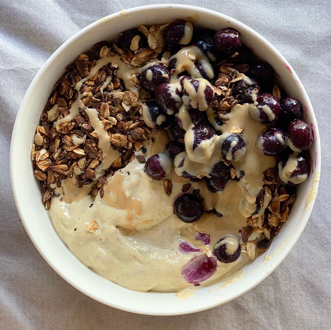 Healthy Vegan Granola with Tahini and Oats