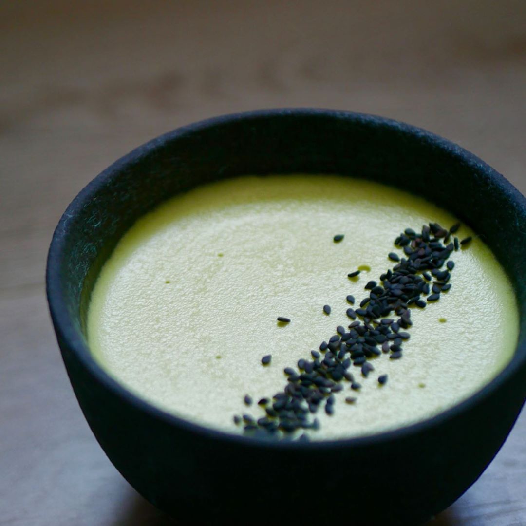 Soft Matcha Mousse with Coconut Milk