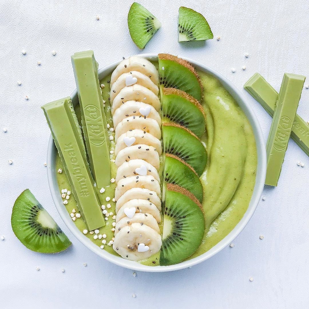 Green Matcha Smoothie Bowl