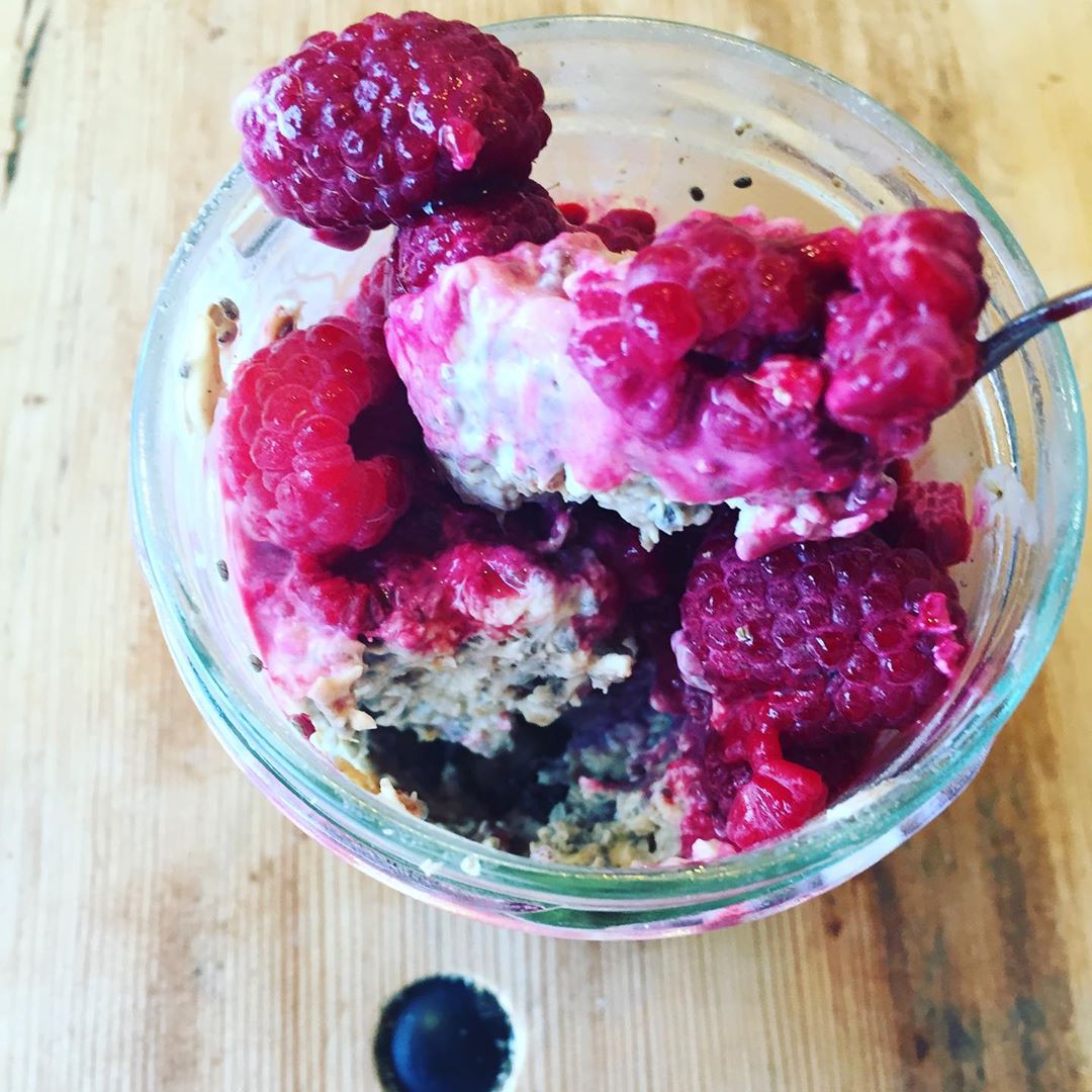 Overnight Hazelnut Date Chia Oats