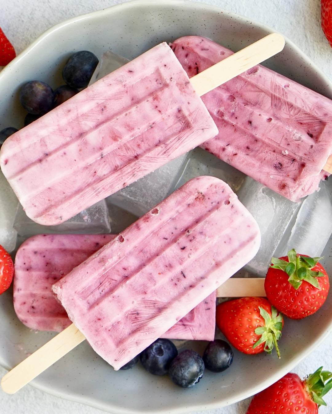 Strawberry and Blueberry Frozen Yogurt Pops