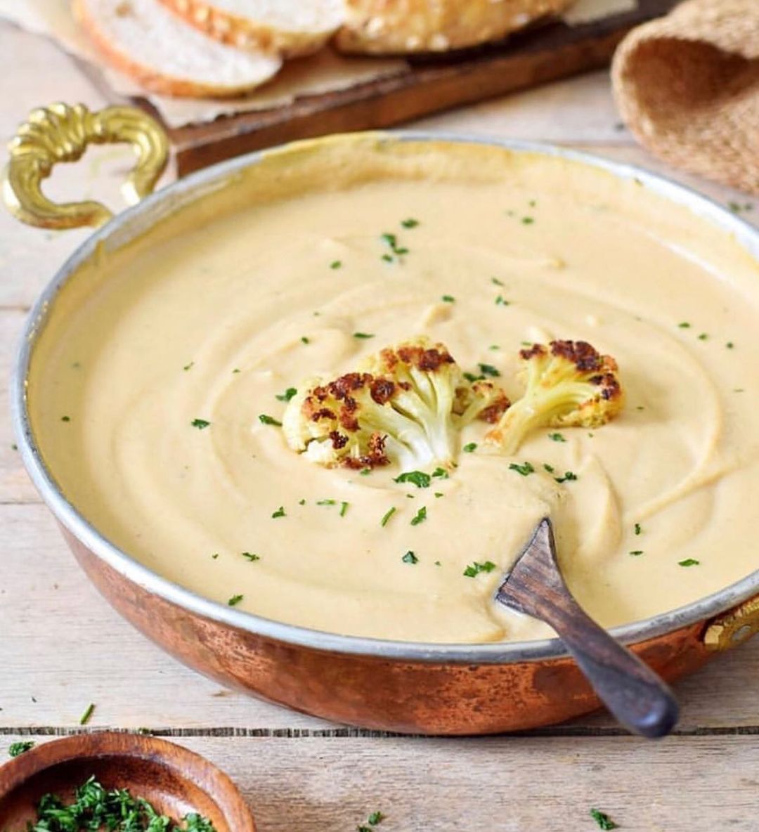 Creamy Vegan Roasted Cauliflower Soup
