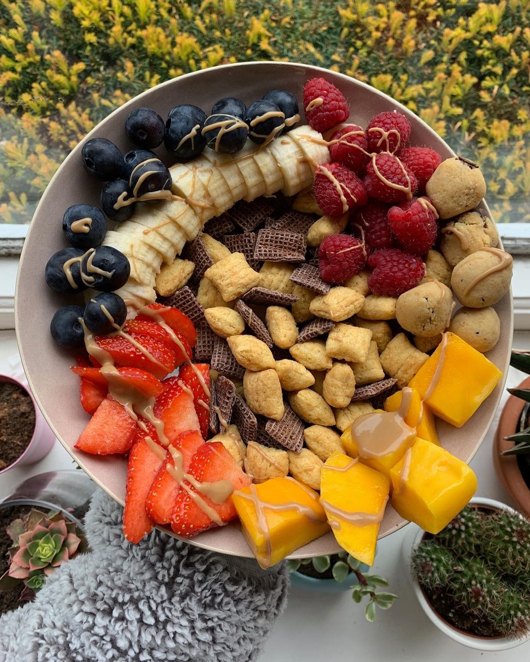 Flavored Blue Milk Cereal Creation
