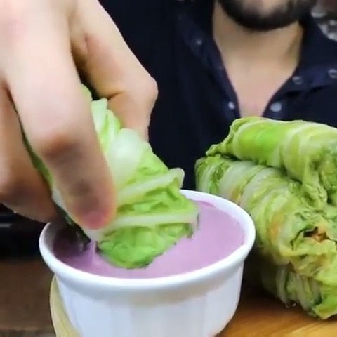 Vegan Napa Cabbage Wraps with Fresh Dip