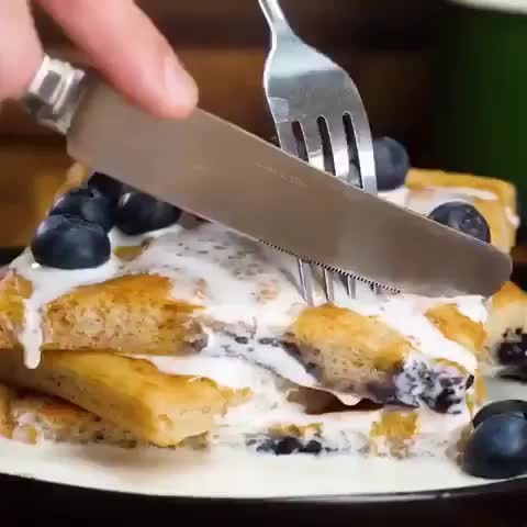 One-Pan Oven-Baked Pancake