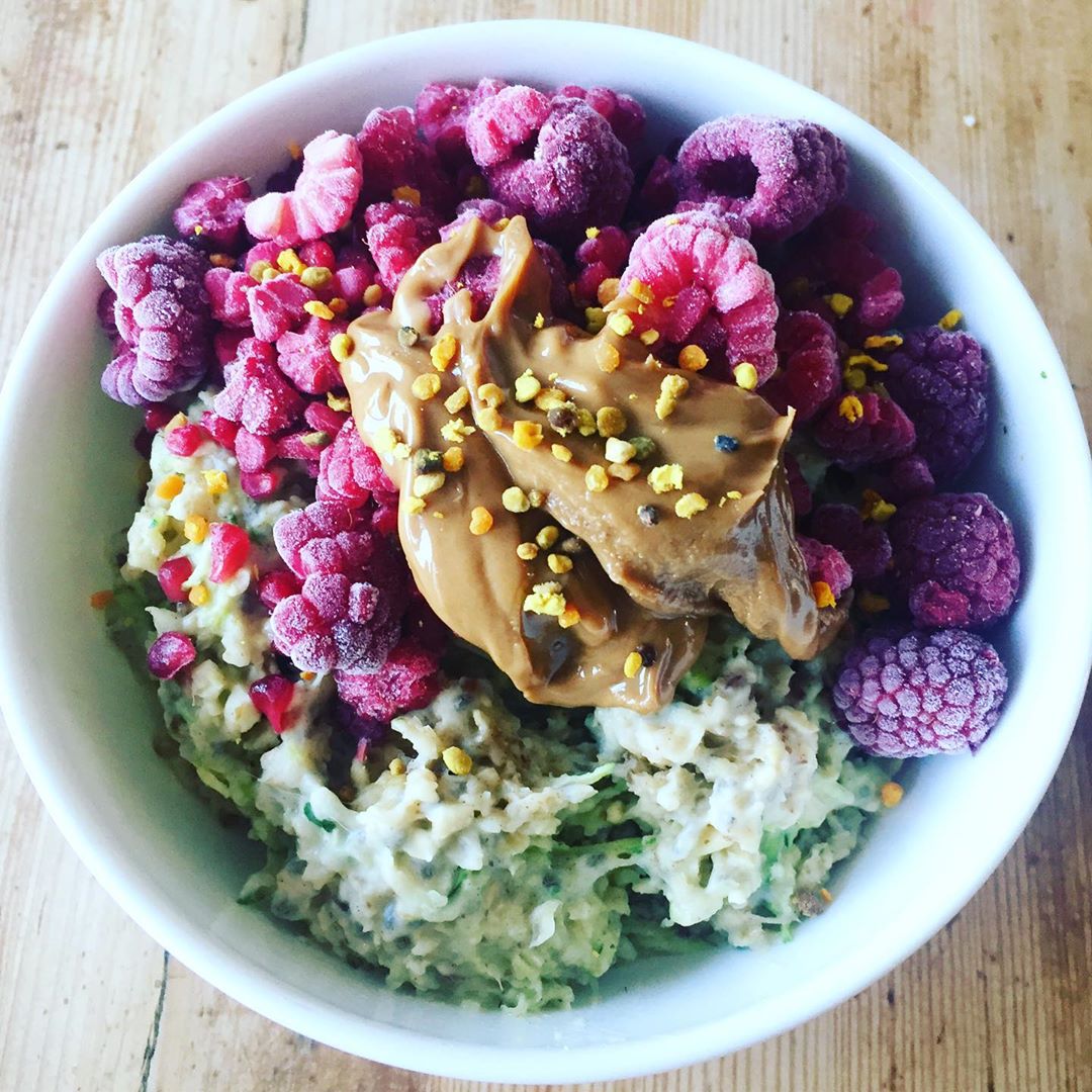 Overnight Chia and Zucchini Oatmeal