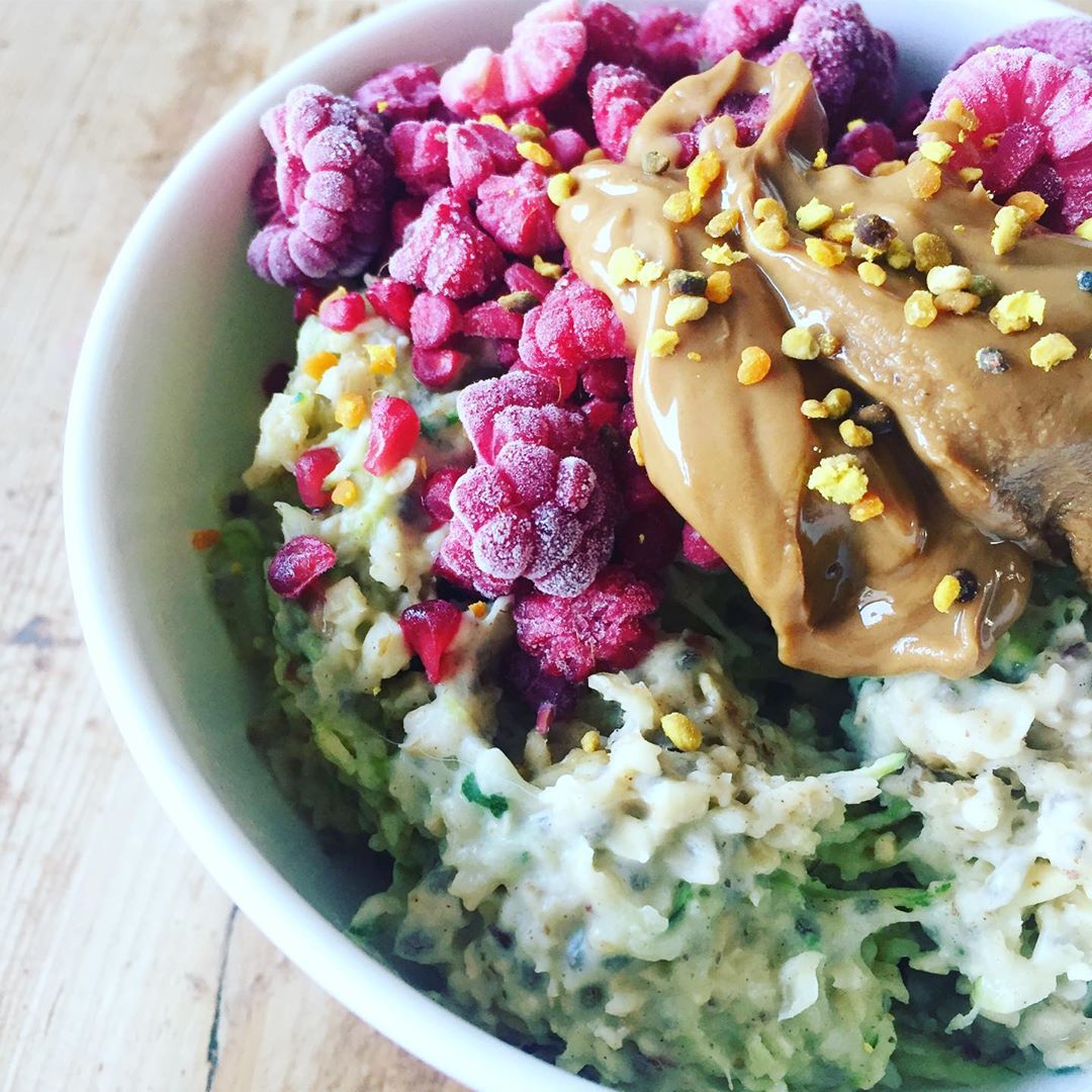 Overnight Chia and Zucchini Oatmeal