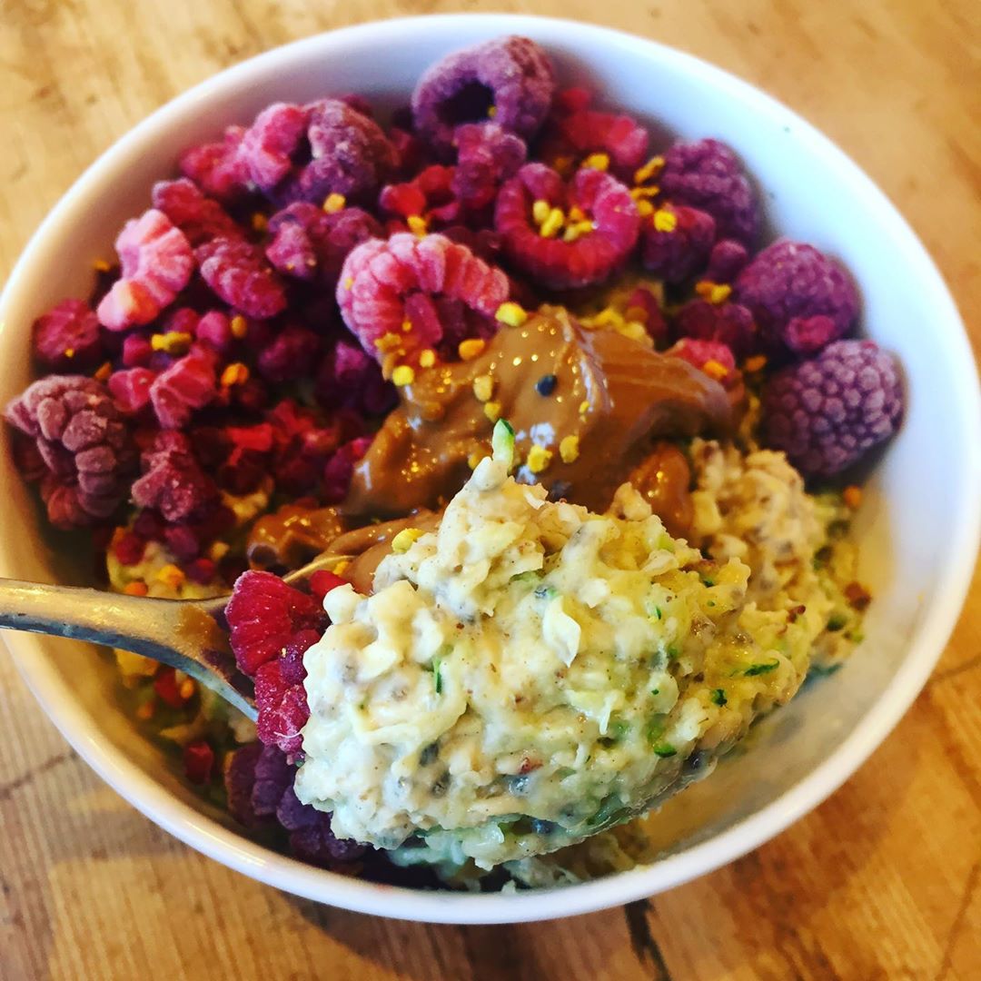 Overnight Chia and Zucchini Oatmeal