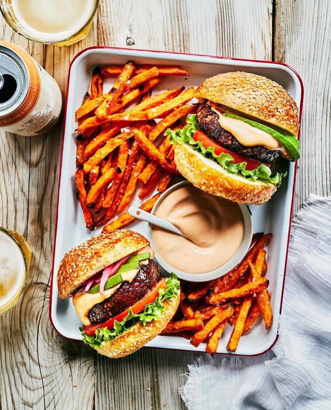 Chipotle Black Bean Burgers