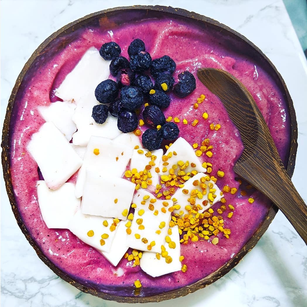 Easy Strawberry Acai Bowl with Toppings