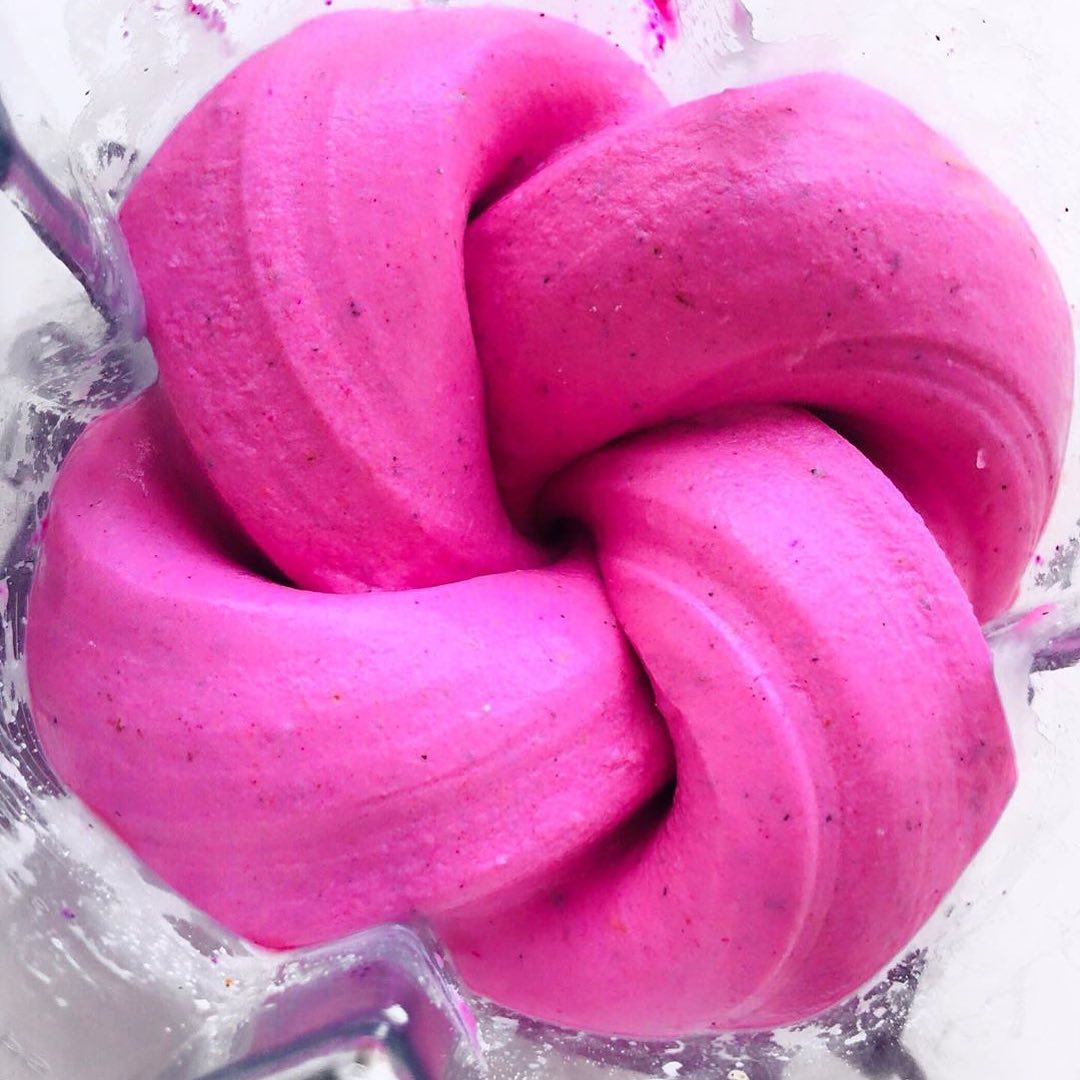 Pitaya Banana Coconut Swirl Drink