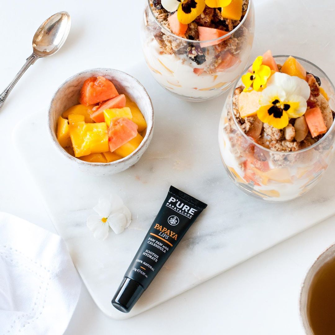 Tropical Papaya Granola with Fruit