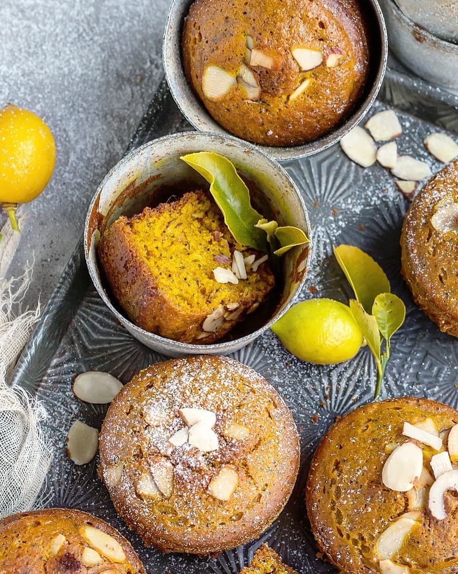 Cardamom Spiced Cupcakes with Almonds and Poppy Seeds