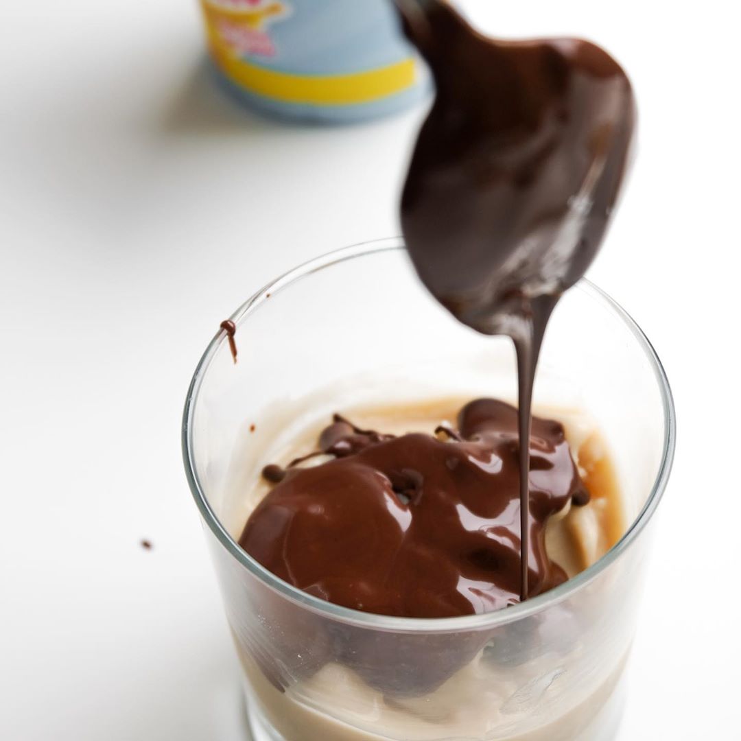 Vegan Tiramisu with Banana Nicecream Twist
