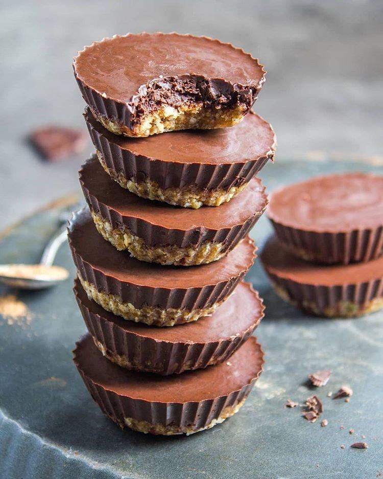 Vegan Carob Hazelnut Dessert Cups