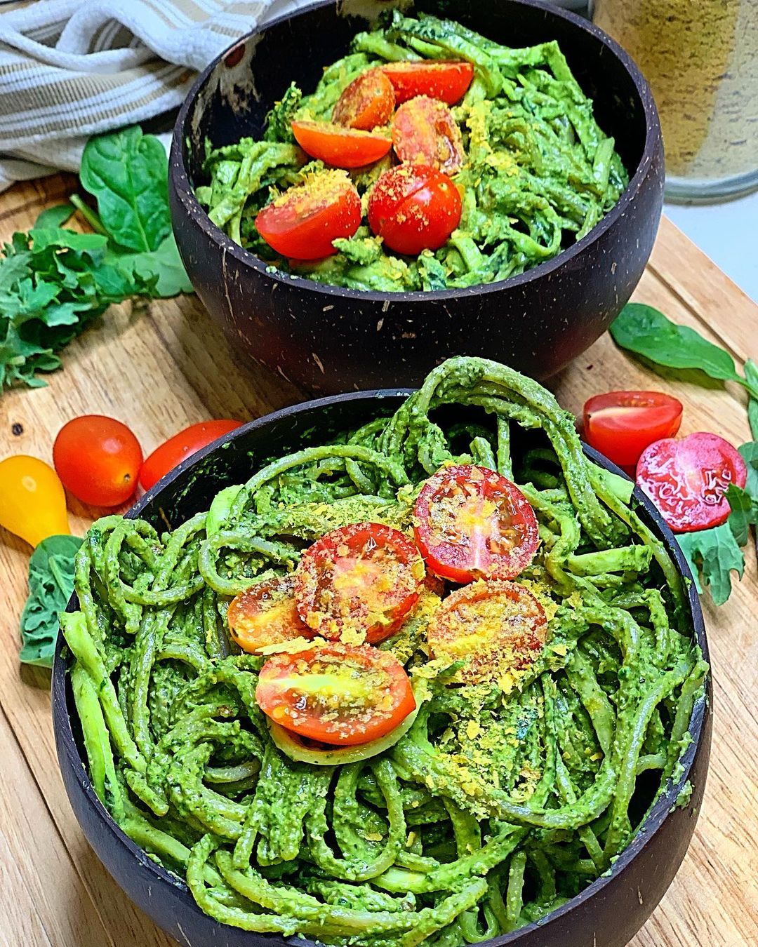 Vegan Avocado Pesto Pasta