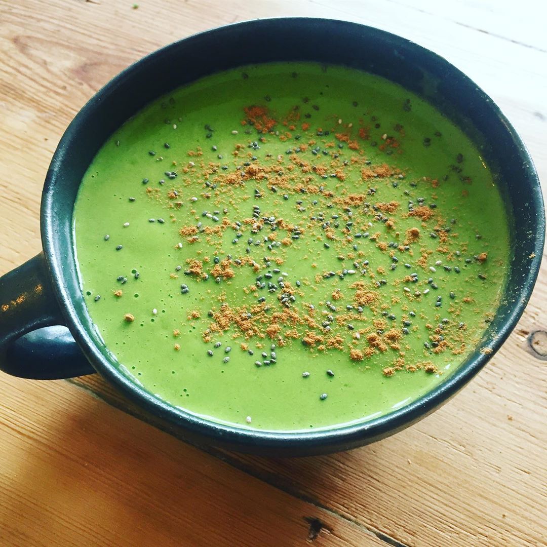 Matcha Green Smoothie Bowl