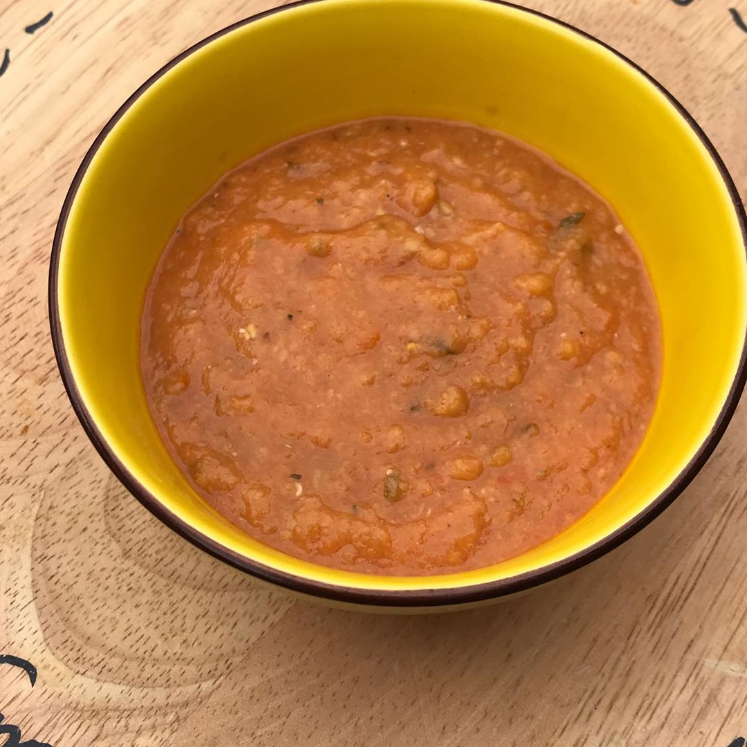 Easy Roasted Tomato Soup with Lentils