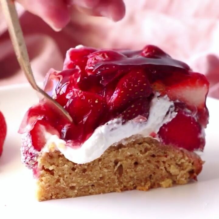 Vegan Strawberry Jelly Cream Cake