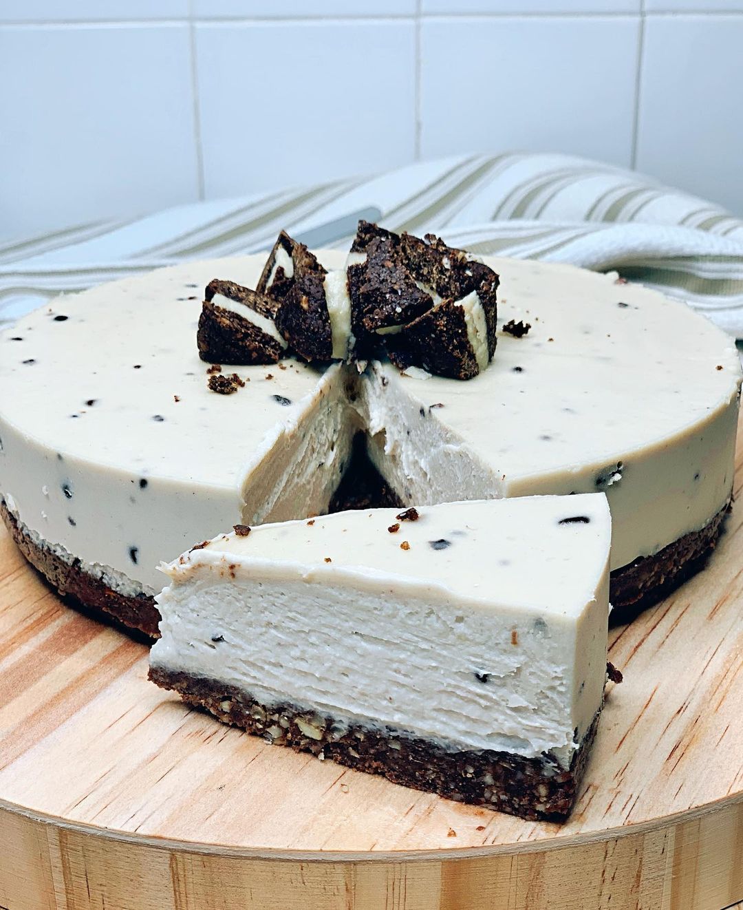 Vegan Oreo Cheesecake with Protein