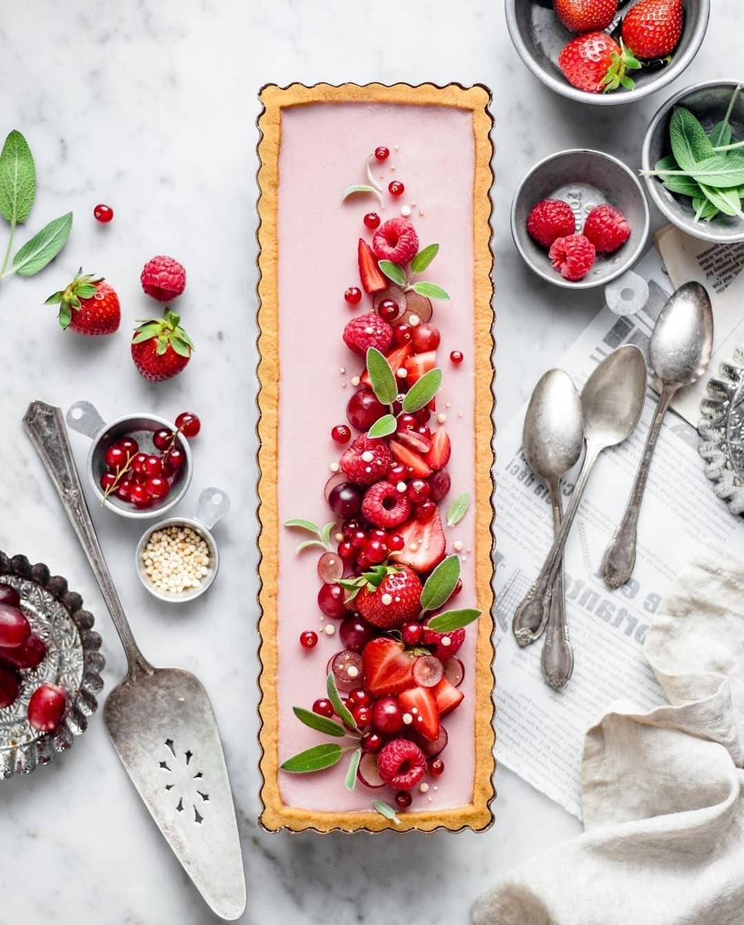 Perfect Summer Strawberry Yoghurt Tart