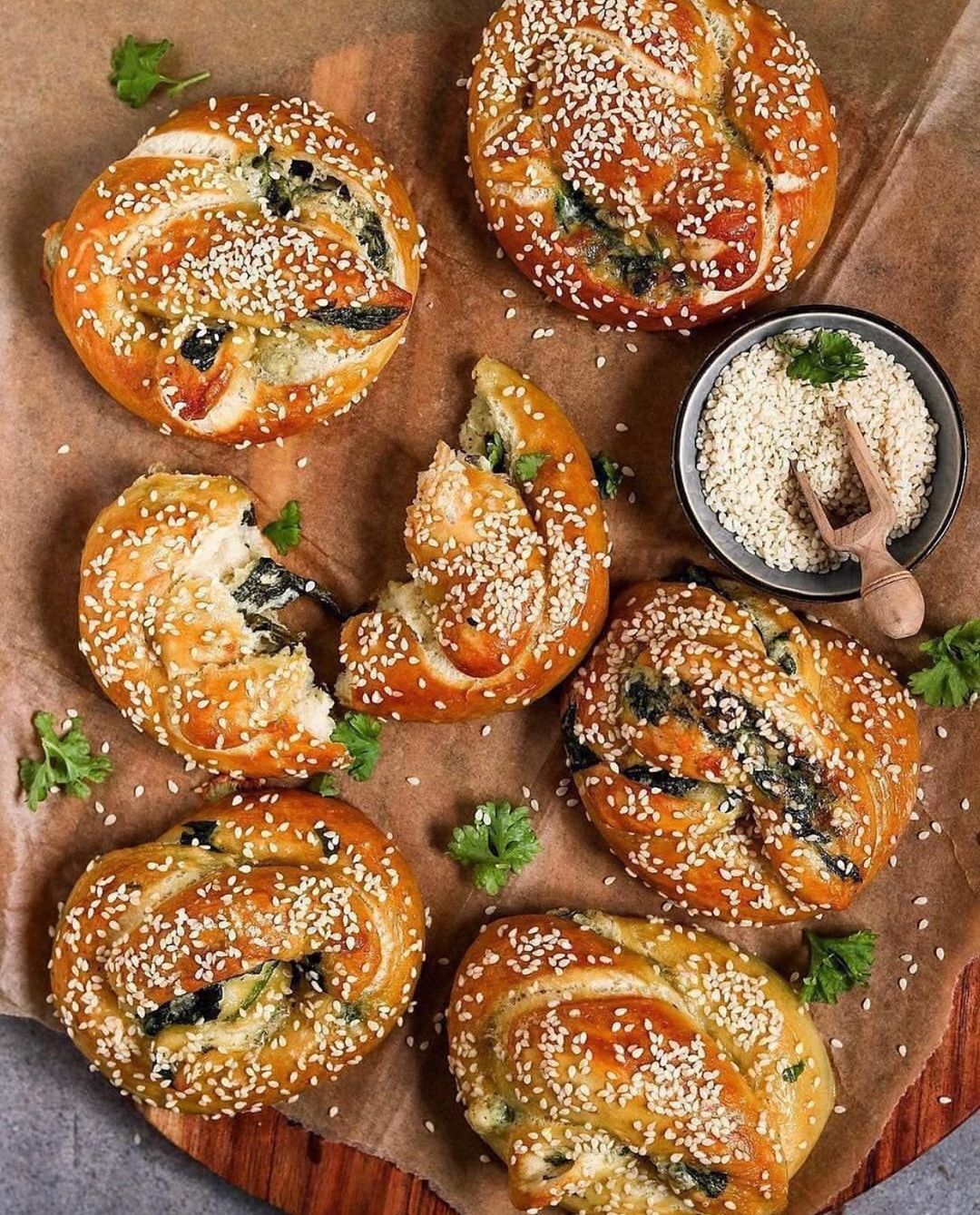 Vegan Pretzel With Spinach Cheese Filling