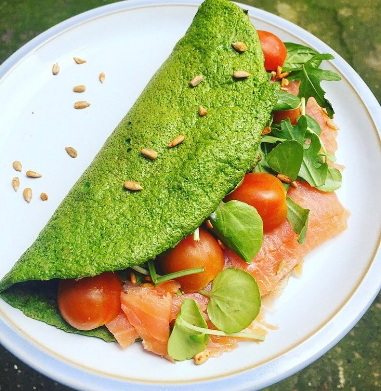 Green Omelette with Vegetables and Herbs