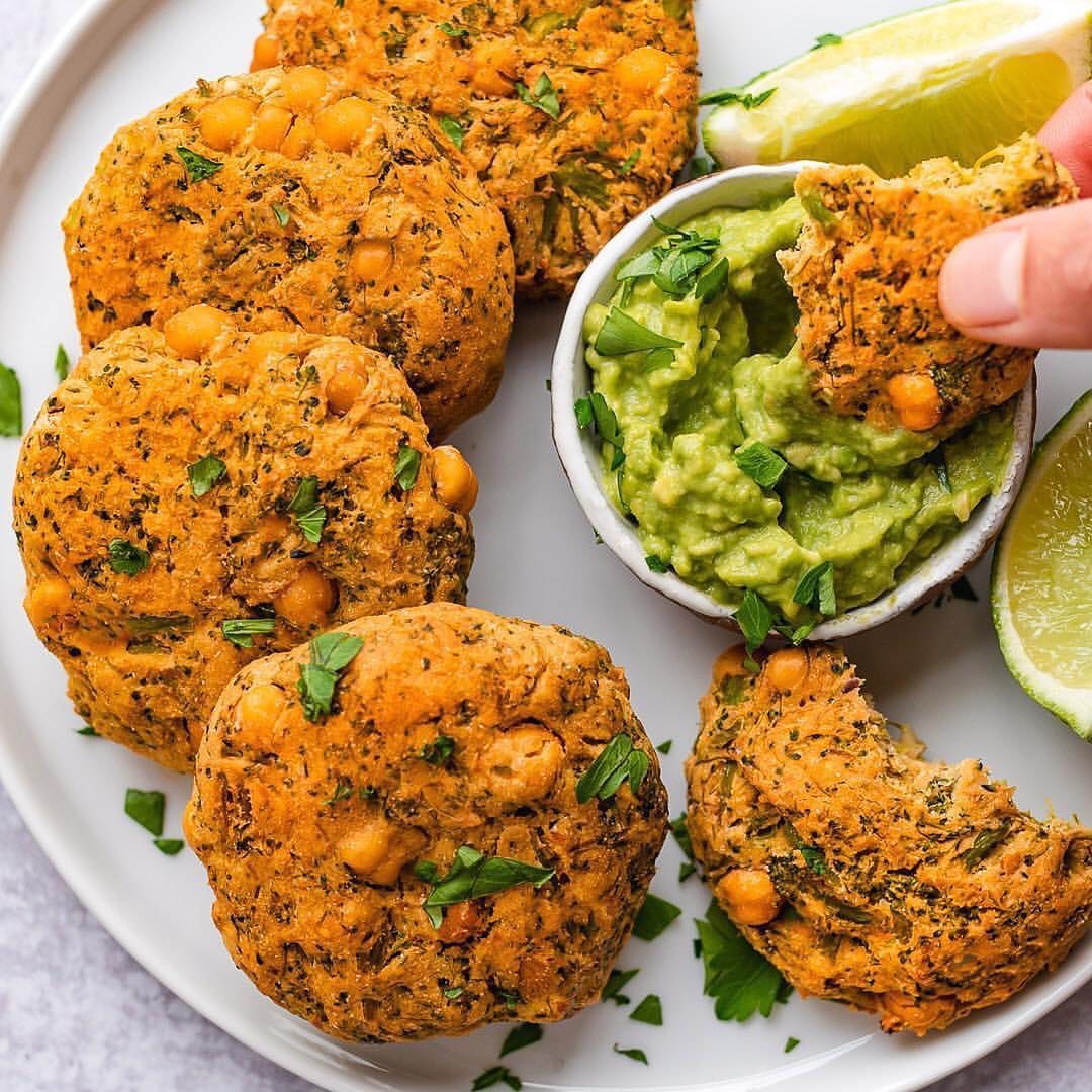 Vegan Broccoli Chickpea Cheezy Patties