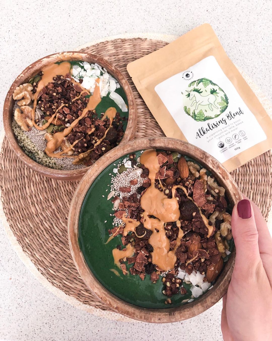 Alkalising Smoothie Bowls with Seeds and Nuts
