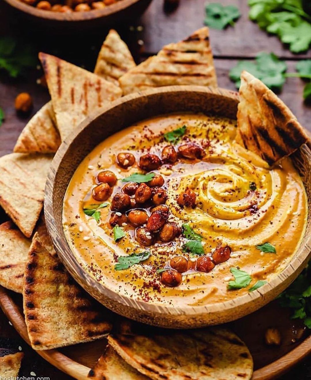 Golden Hummus with Turmeric Twist