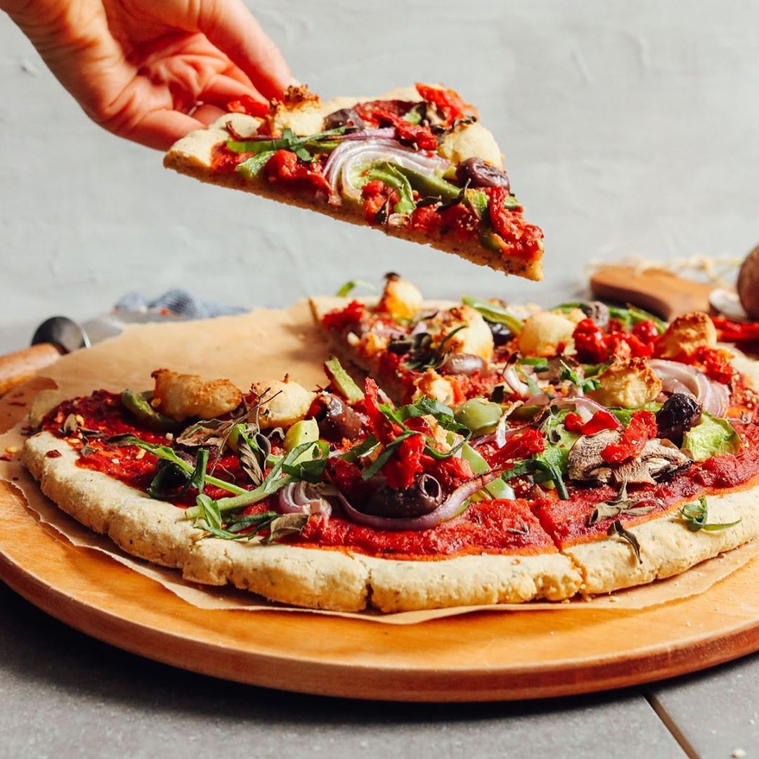 Healthy Vegan Pizza with Oat Crust