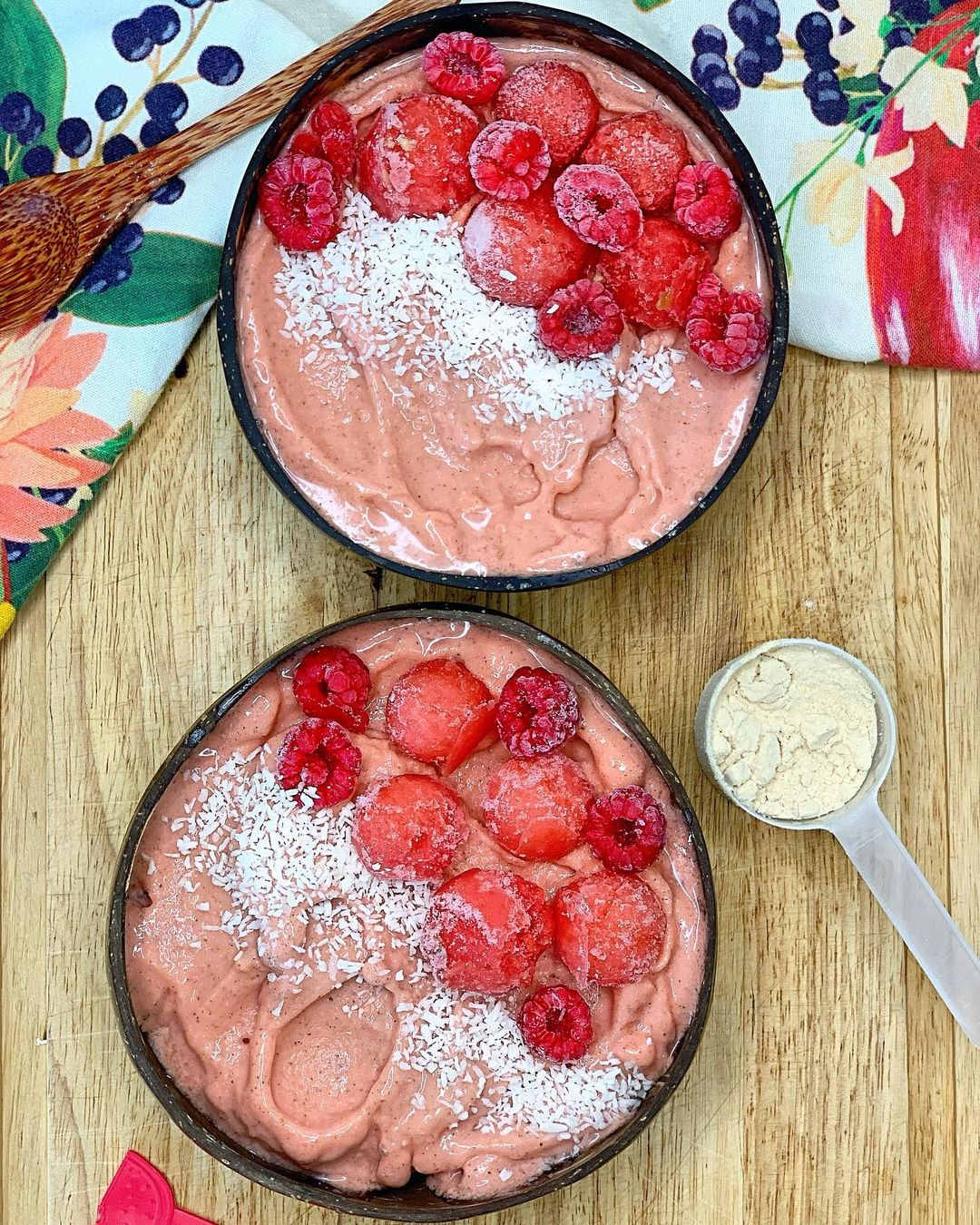 Refreshing Vegan Watermelon Smoothie Bowl