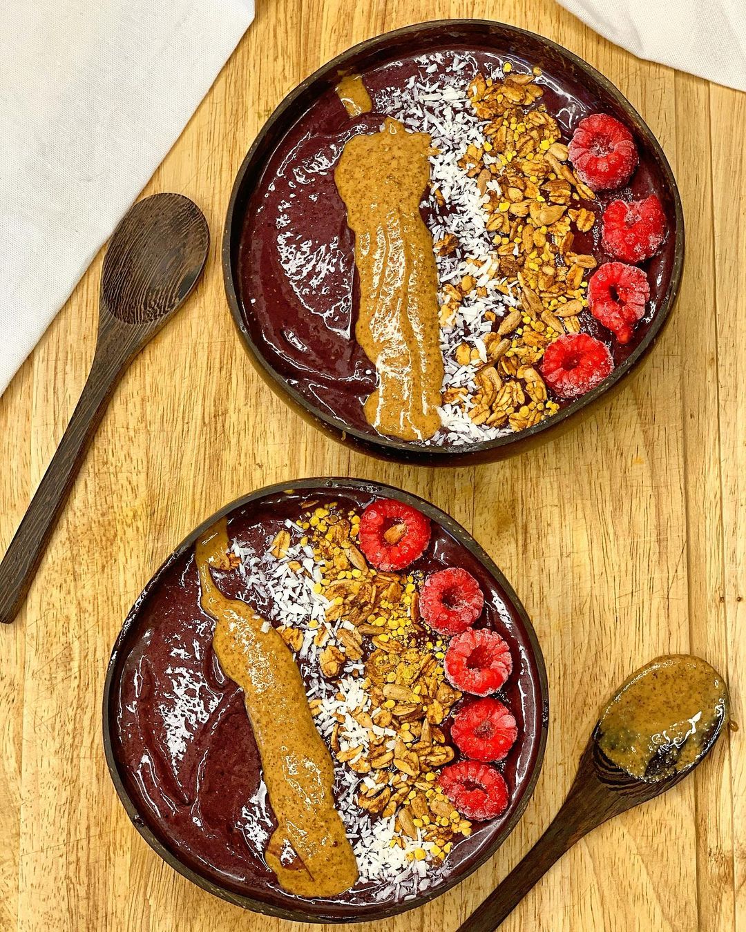 Healthy Acai Berry Smoothie Bowl
