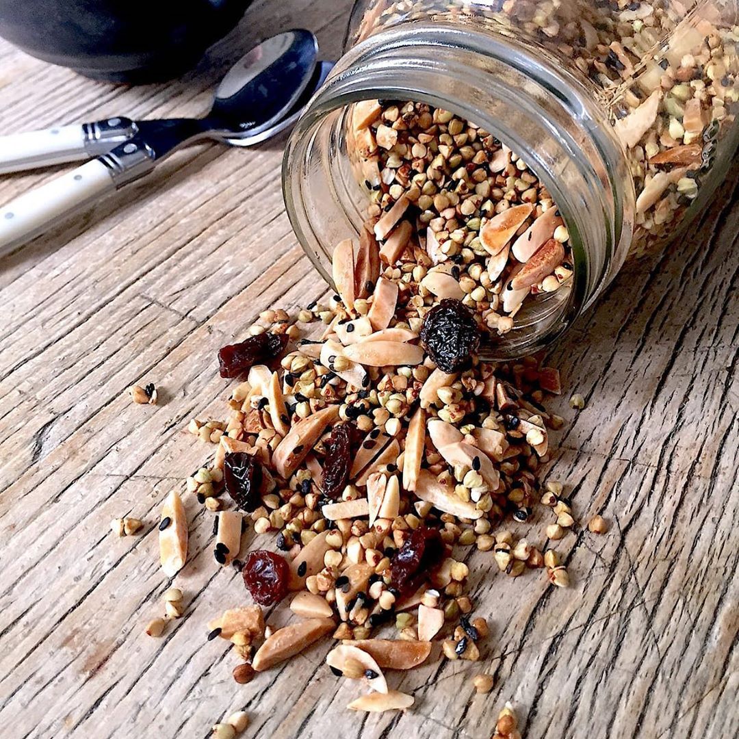 Delicious Homemade Chocolate Granola