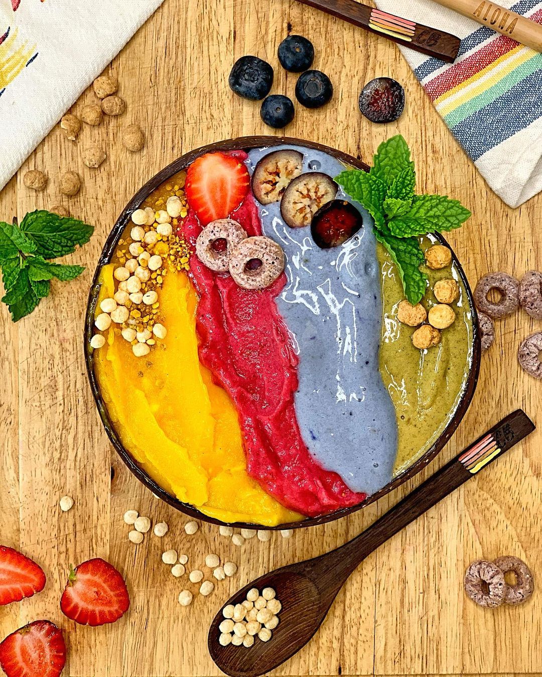Rainbow Aloha Smoothie Bowl