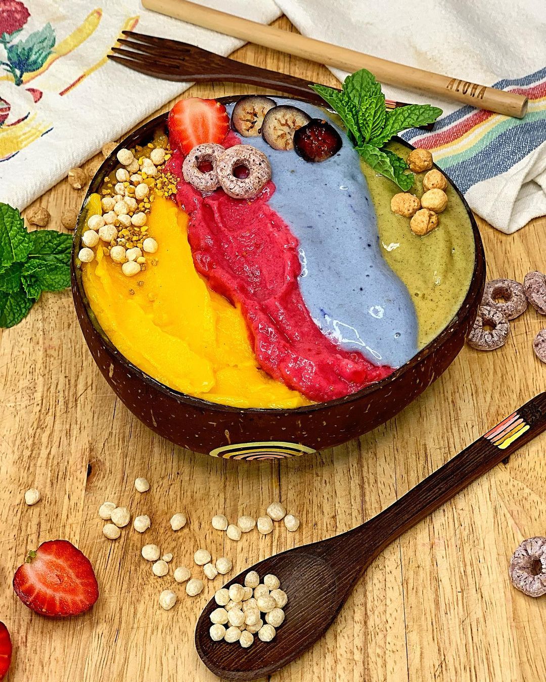 Rainbow Aloha Smoothie Bowl