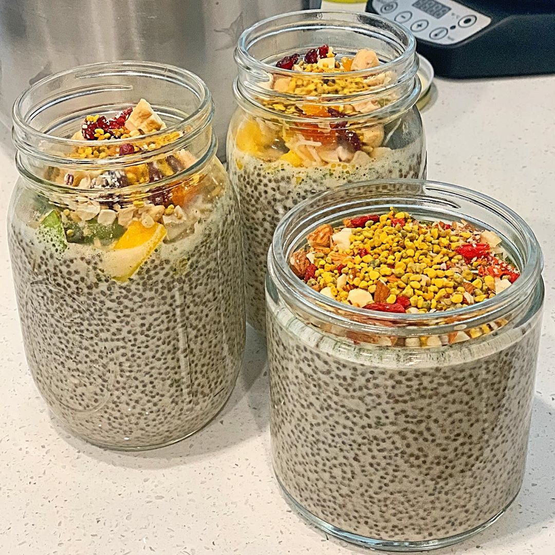 Easy Chia Pudding Breakfast with Fruit Flavors