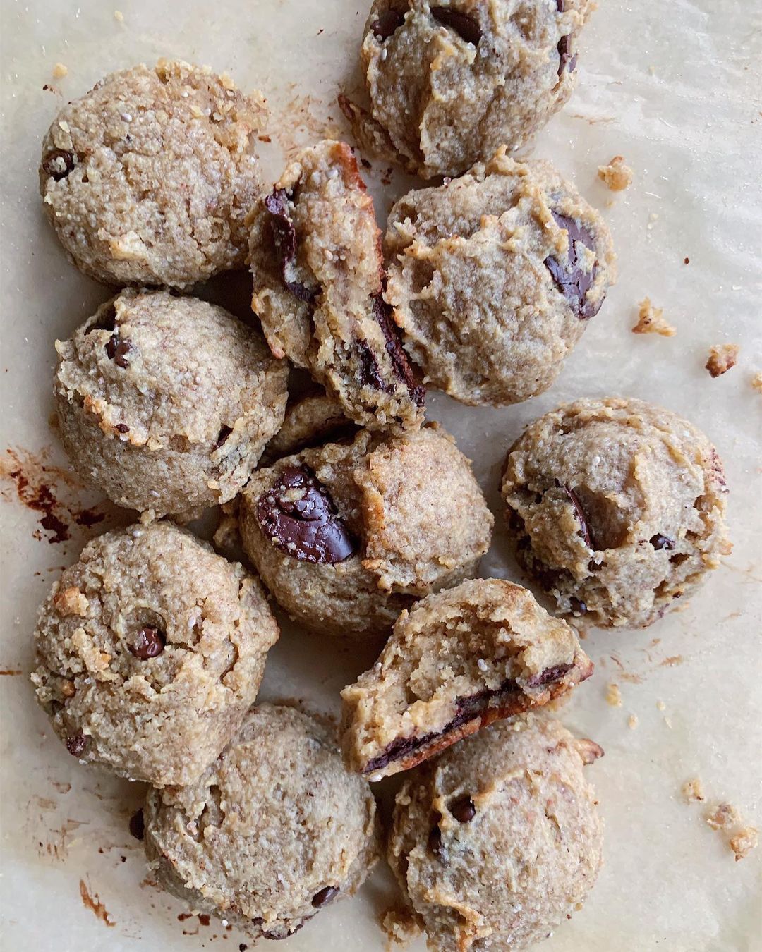 Vegan Olive Oil Chocolate Chip Cookies