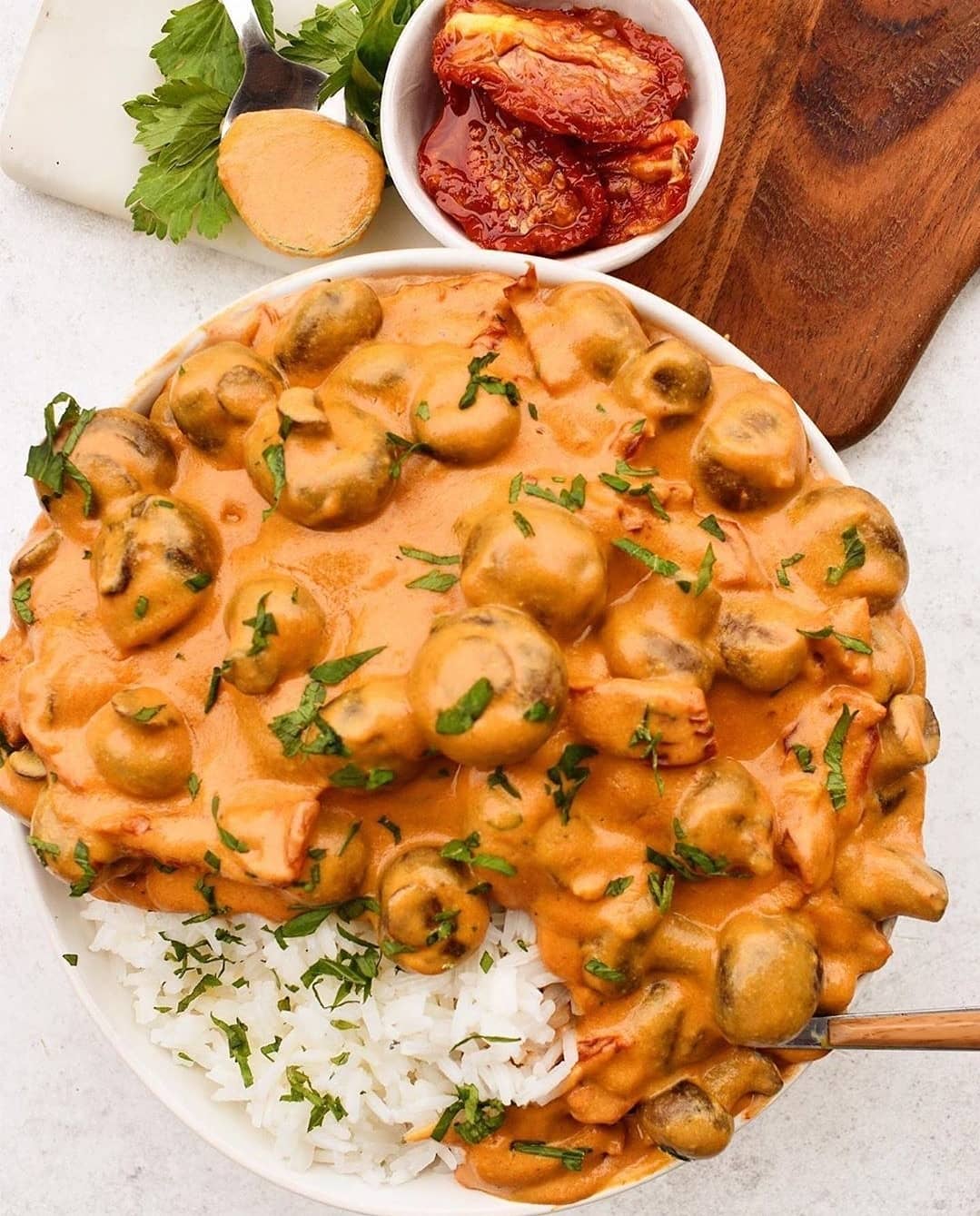 Sun-Dried Tomato Creamed Mushrooms