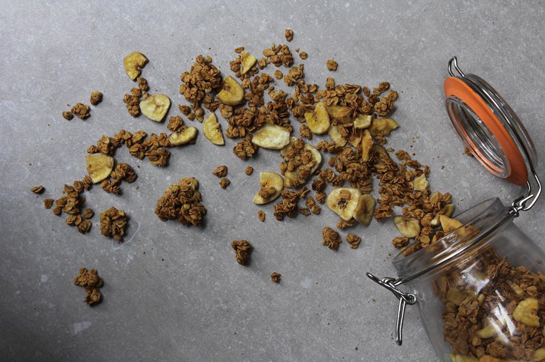 Chunky Banana Peanut Butter Granola