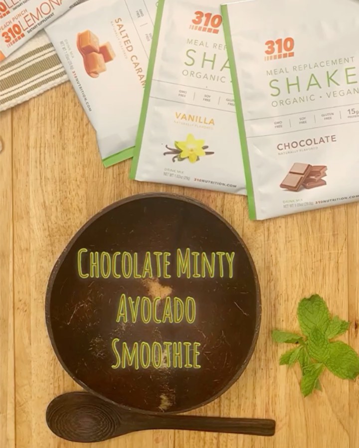 Healthy Chocolate Mint Avocado Smoothie Bowl