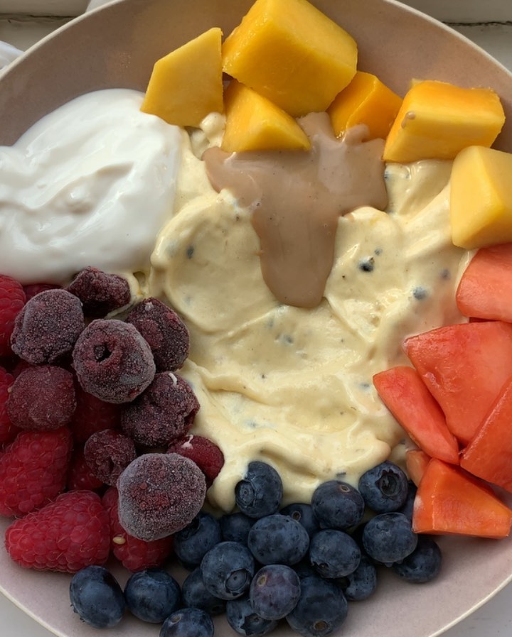 Best Tropical Smoothie Bowl