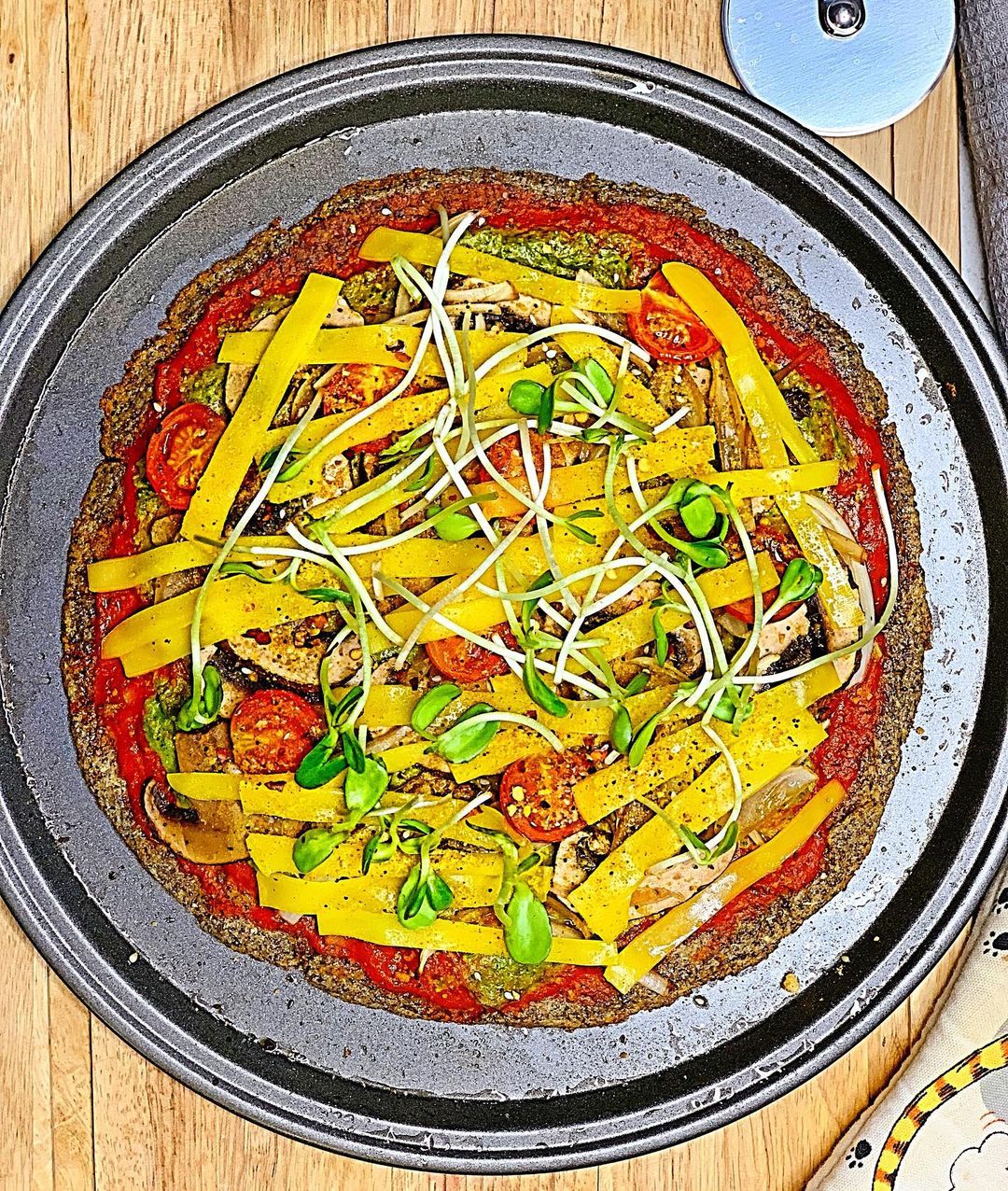 Easy Vegan Pizza Crust with Quinoa