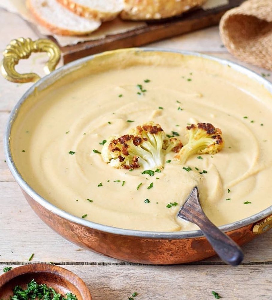 Creamy Vegan Roasted Cauliflower Soup