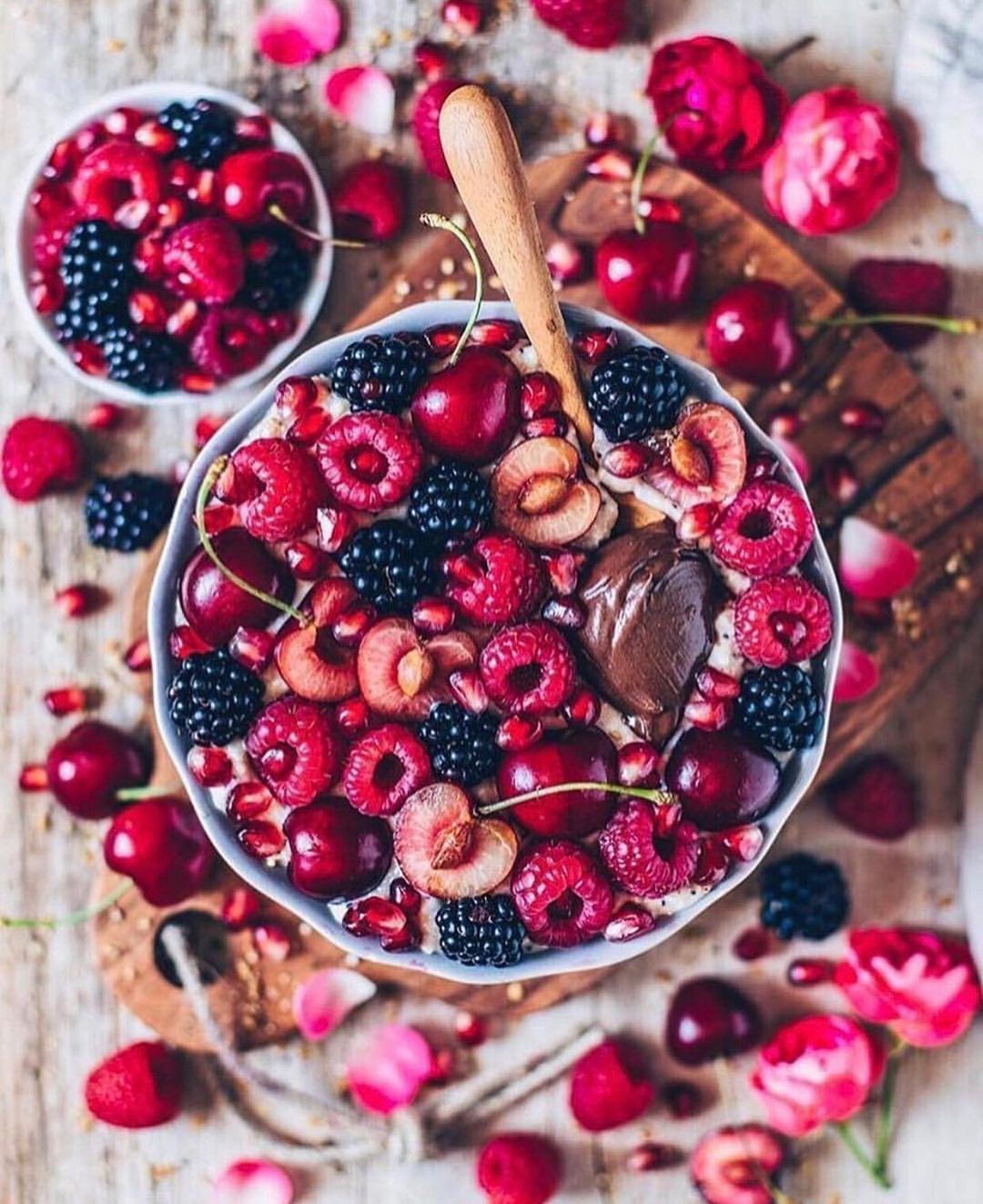 Vanilla Pudding Oats with Berries