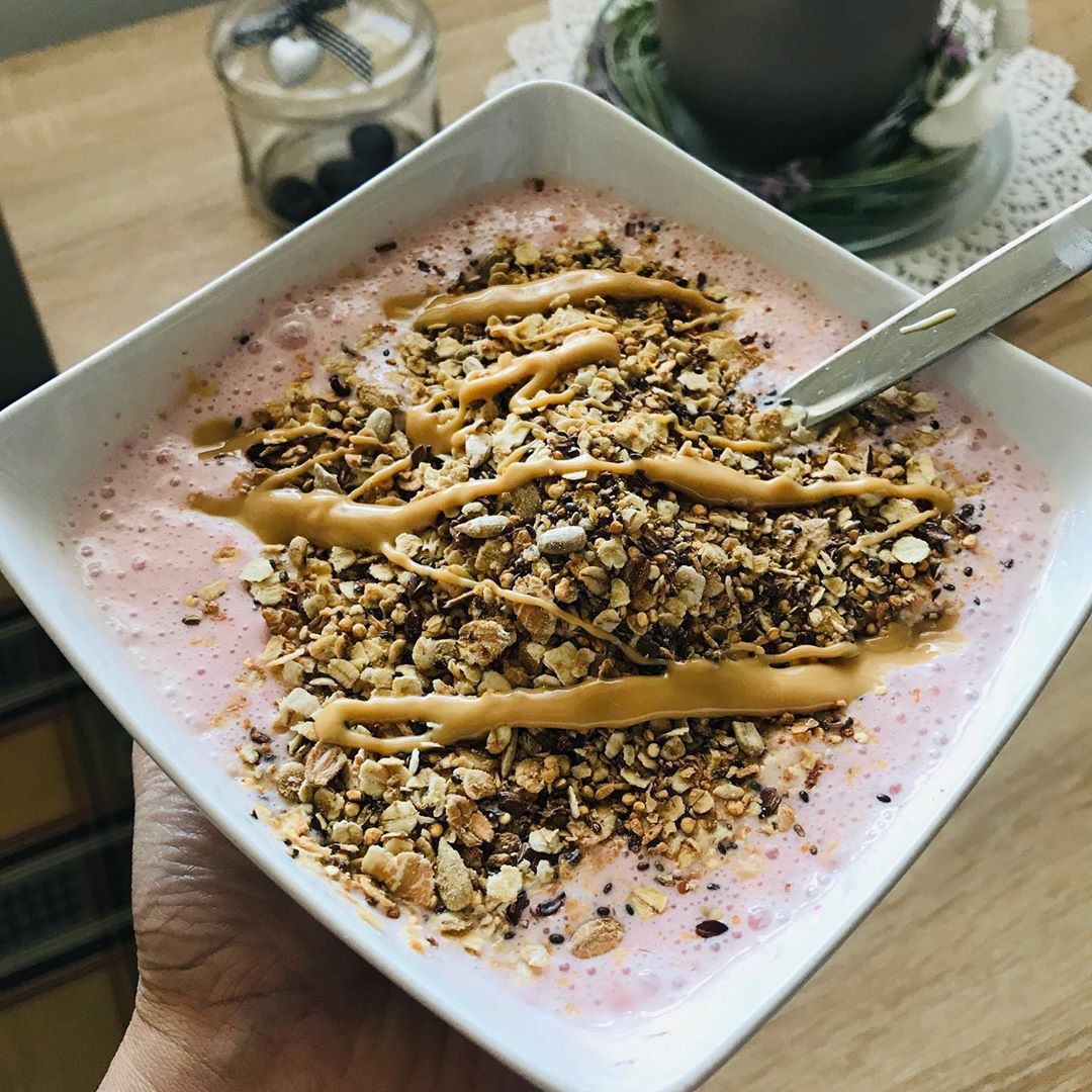 Yogurt and Granola Breakfast Bowl