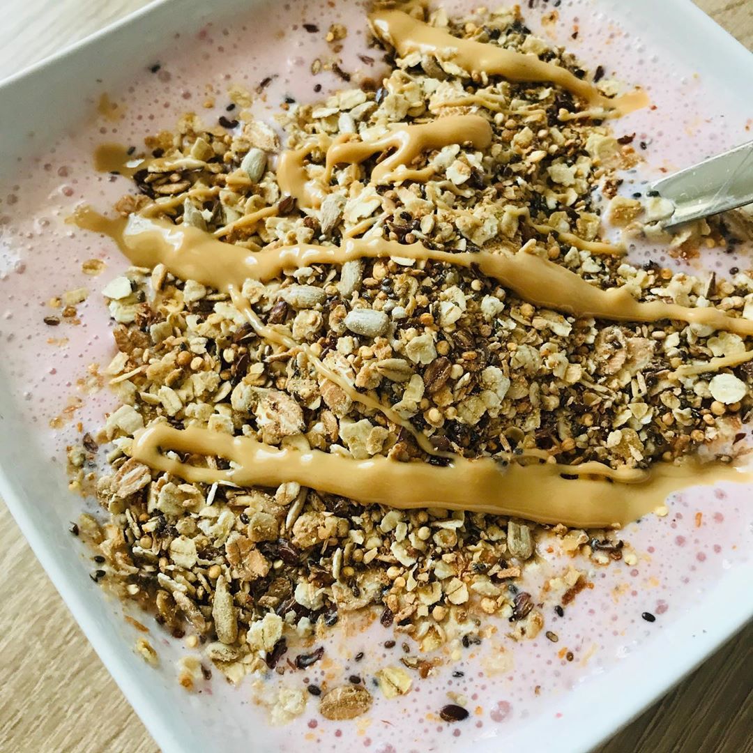 Yogurt and Granola Breakfast Bowl