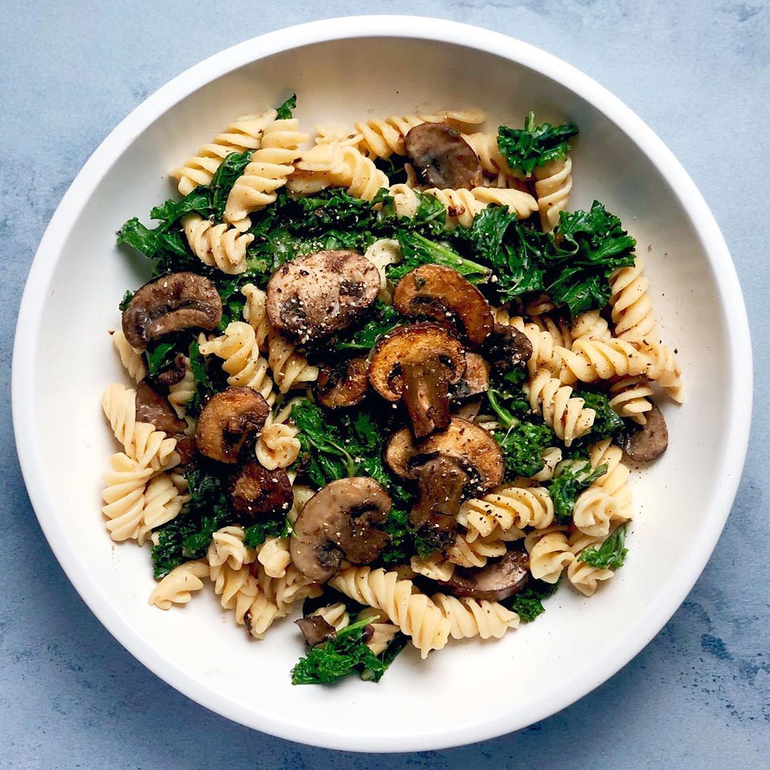 Easy Creamy Mushroom Pasta