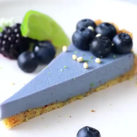 Blueberry Ocean Cake