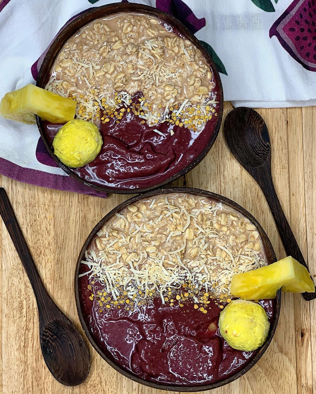 Refreshing Açaí Bowl Brazilian Breakfast
